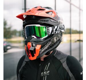 LS2 CHARGER PRO GOGGLE WHITE WITH IRIDIUM VISOR