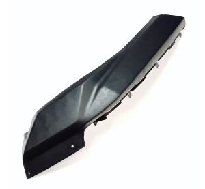 REAR FENDER SIDE RAIL, RH.