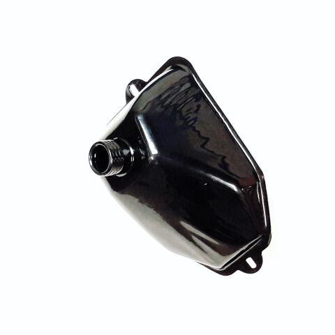 Oil tank