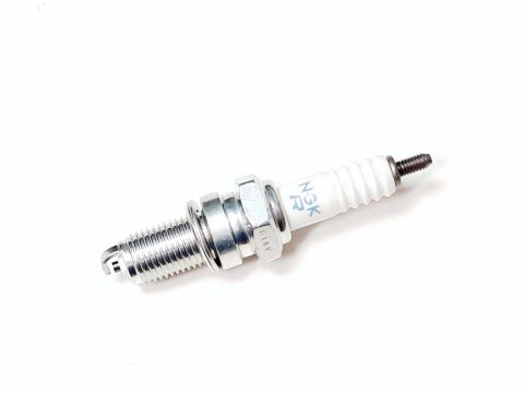 R/B 900123 SPARK PLUG