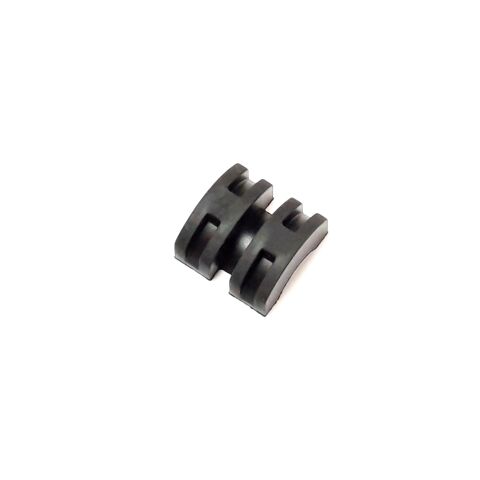 CUSHIONED RUBBER UNDER TANK