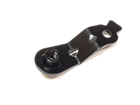 ENGINE AIR OUTLET PIPE SEAT